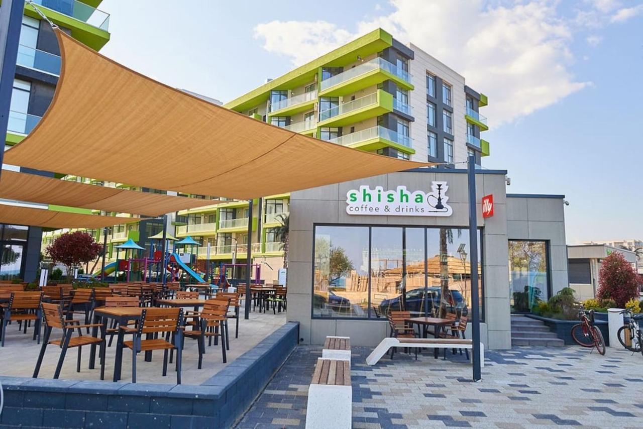 Baby Sea View And Pools Apartment- Mamaia Beach Resort Navodari Exterior photo